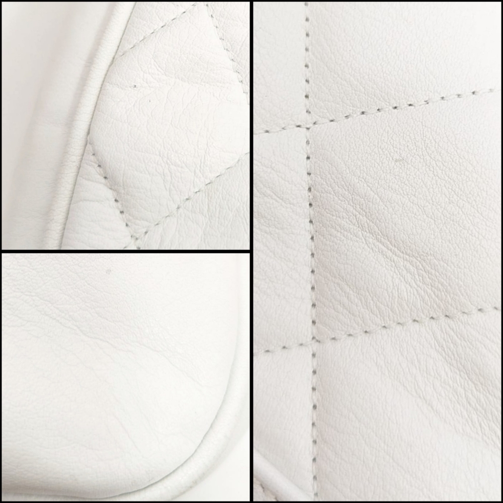 ✨️💎Authentic Chanel White Qualited Lambskin Hobo Bag - Picture 10 of 16